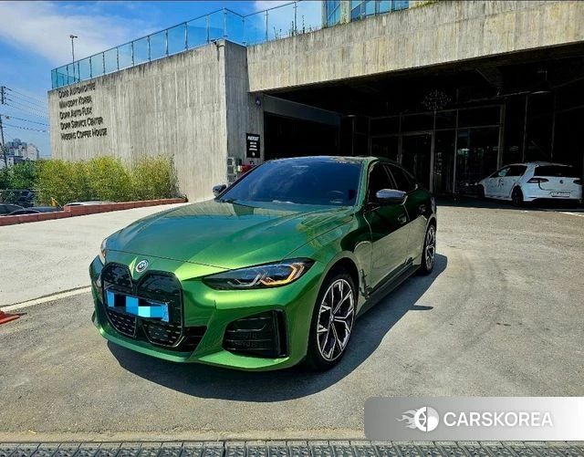 BMW i4 2023 Зеленый из Кореи
