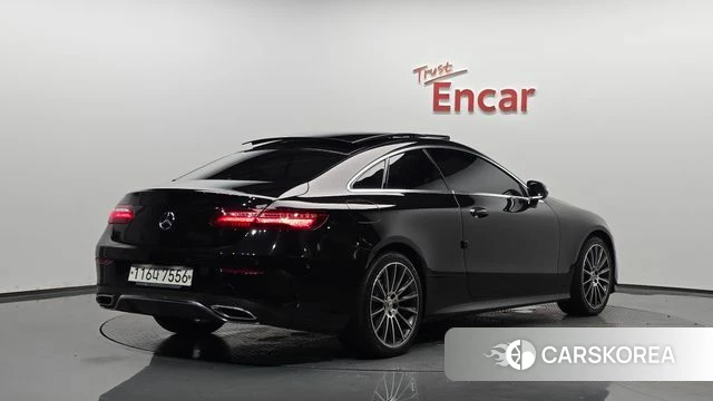 Mercedes-Benz E-Class W213 2020 Черный из Кореи