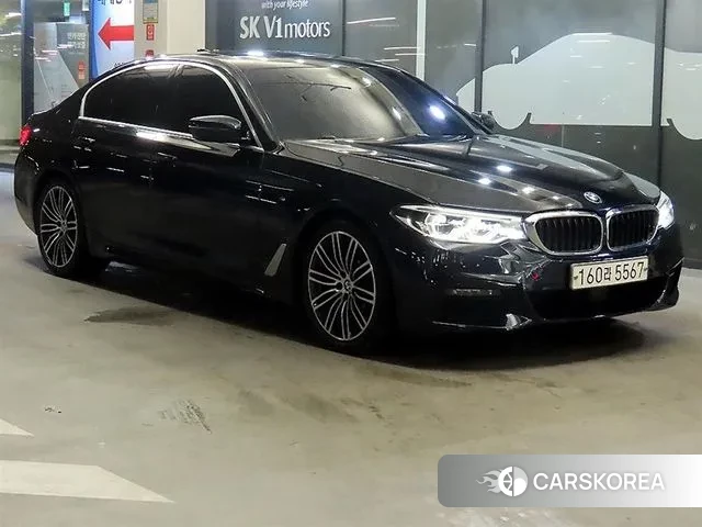 BMW 5 Series (G30) 2020 Черный из Кореи
