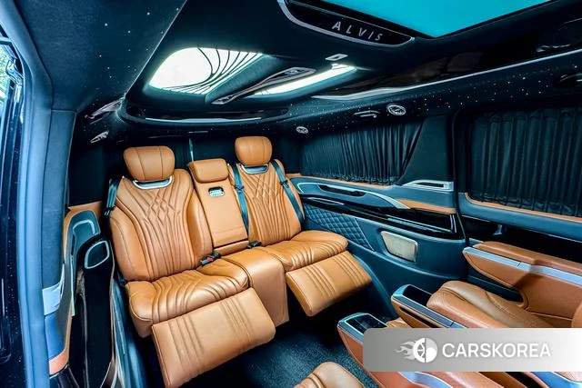 Mercedes-Benz V-class 2023 Черный из Китая