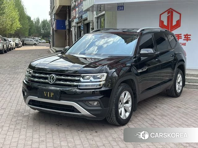 Volkswagen Tourang 2021 Черный из Китая