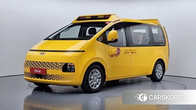 Hyundai Staria 2022 Желтый из Кореи