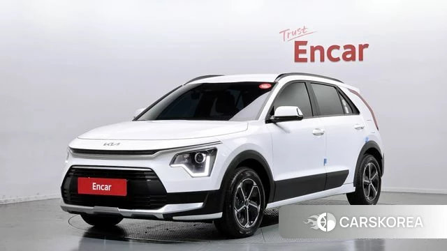 Kia Di Ol Nu Niro 2023 Белый из Кореи