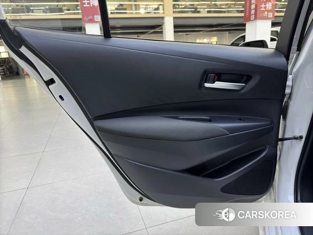 Toyota Lei Ling 2023 Белый из Китая