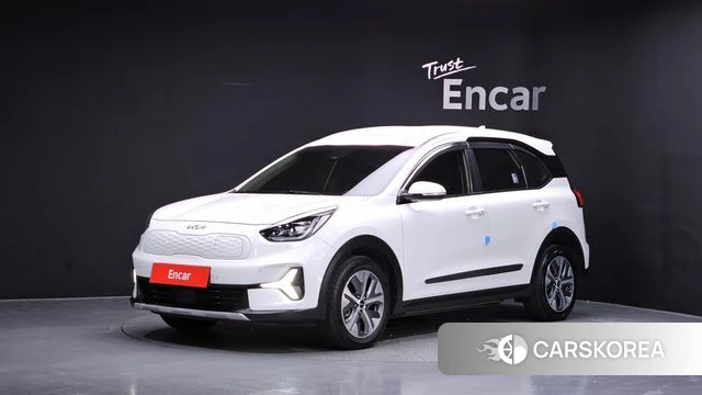 Kia Niro Plus 2022 Белый из Кореи