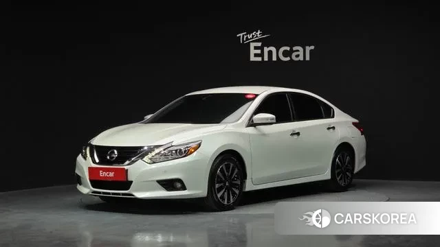 Nissan Altima 2018 Белый из Кореи