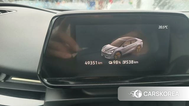 Volkswagen With the crowd 06 2025 Белый из Китая