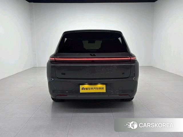 Ideal car Ideal L8 2023 Темно-серый из Китая
