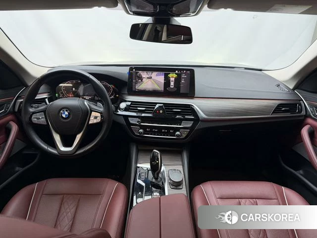 BMW 5 series 2021 Черный из Китая