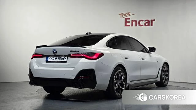 BMW 4 Series (G22) 2024 Белый из Кореи
