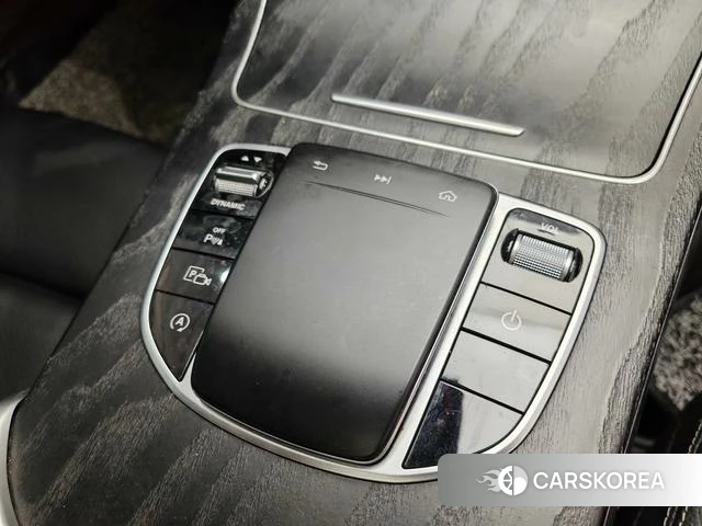 Mercedes-Benz Class C 2021 Белый из Китая