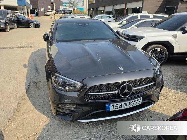 Mercedes-Benz E-Class W213 2022 Серый из Кореи