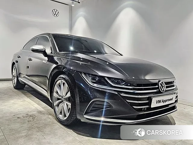 Volkswagen Arteon 2023 Серый из Кореи