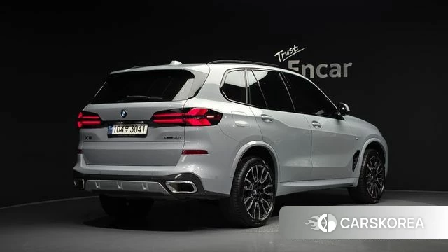 BMW X5 (G05) 2023 Серебристо-серый из Кореи