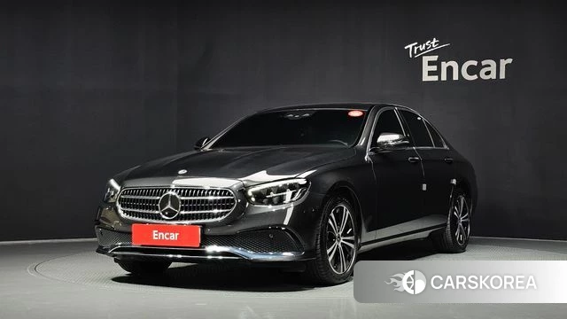 Mercedes-Benz E-Class W213 2021 Серый из Кореи