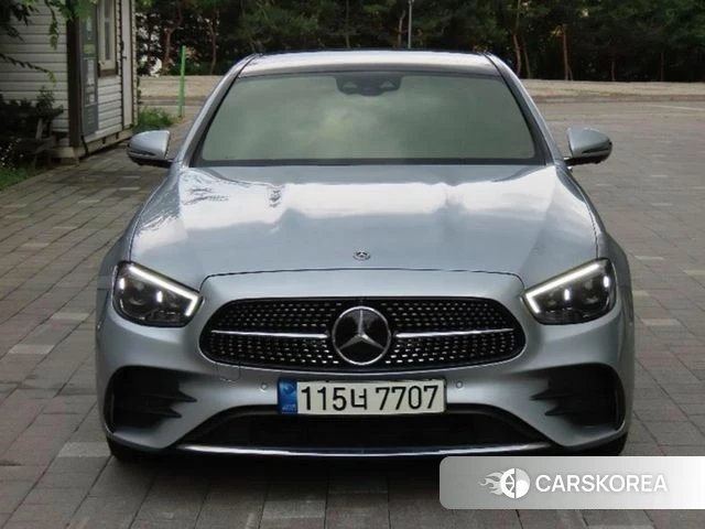 Mercedes-Benz E-Class W213 2020 Серебряный из Кореи