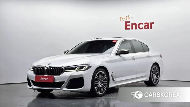 BMW 5 Series (G30) 2018 Белый из Кореи