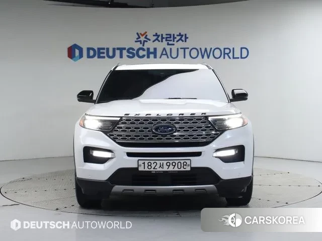 Ford Explorer 6th Generation 2020 Белый из Кореи