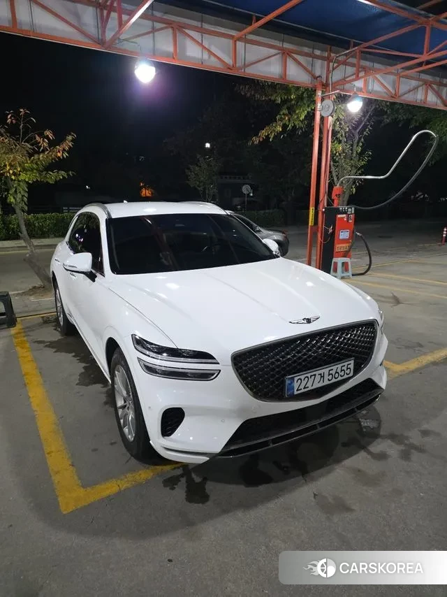 Genesis GV70 2023 Белый из Кореи