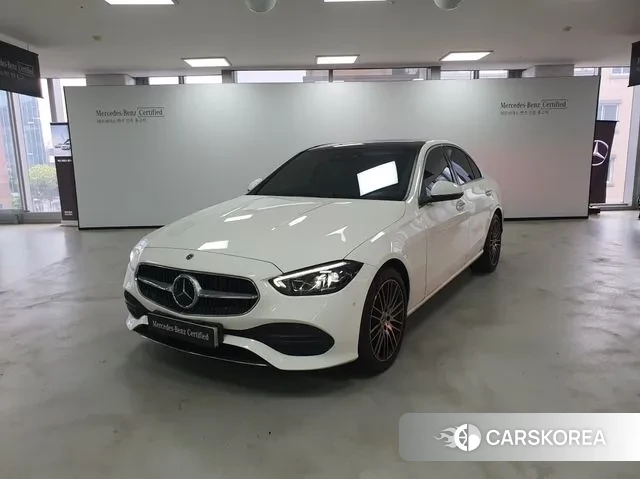 Mercedes-Benz C-Class W206 2022 Белый из Кореи