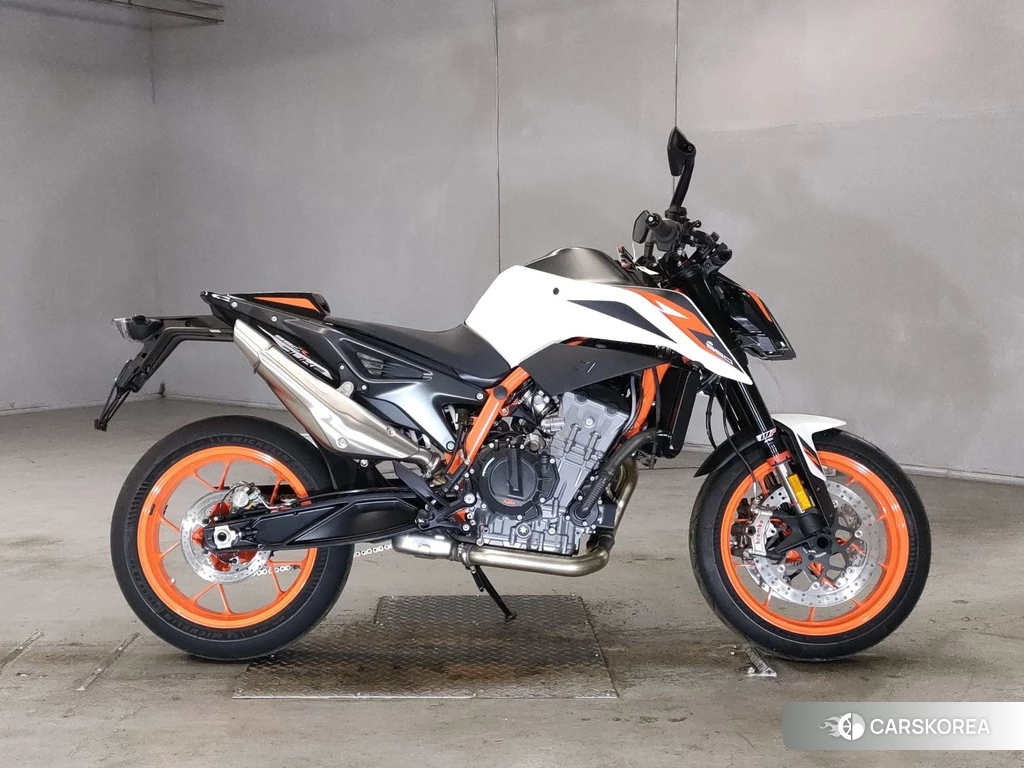 Проданный KTM 890 DUKE R 2020 из Японии