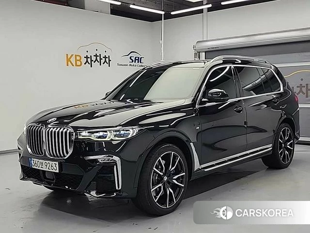 BMW X7 (G07) 2021 Черный из Кореи