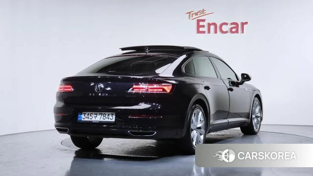 Volkswagen Arteon 2022 Черный из Кореи