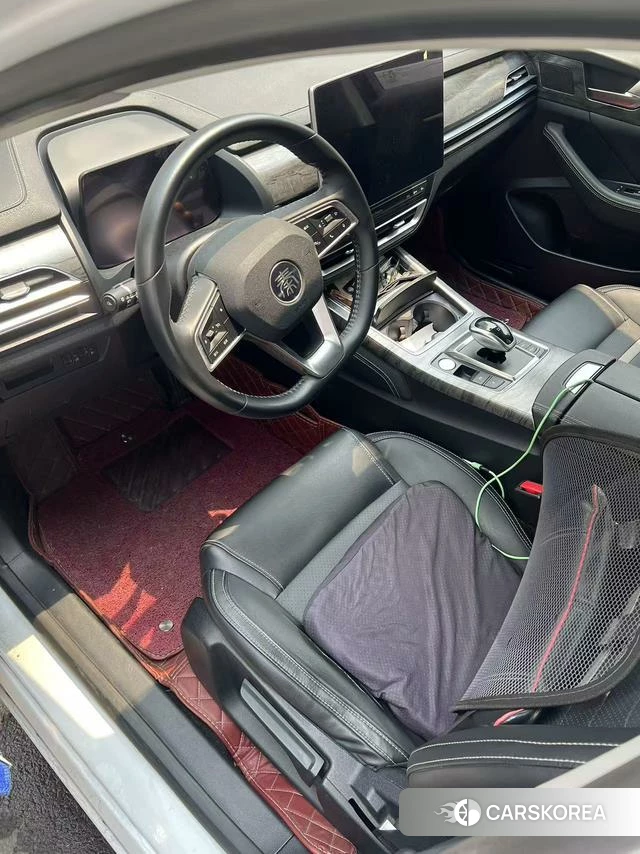 BYD Qin Pro DM 2019 Белый из Китая