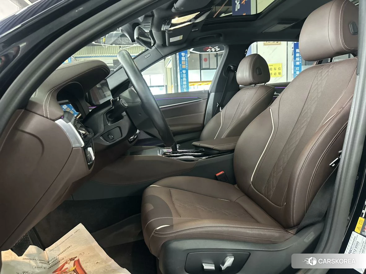 BMW 5 series PHEV 2022 Черный из Китая