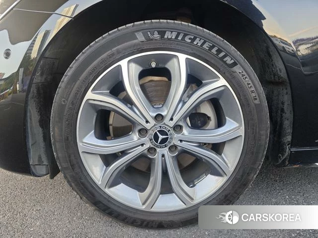 Mercedes-Benz E-class 2021 Черный из Китая
