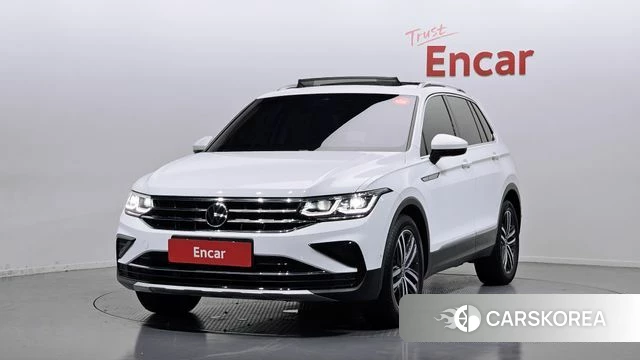 Volkswagen Tiguan second Generation 2022 Белый из Кореи