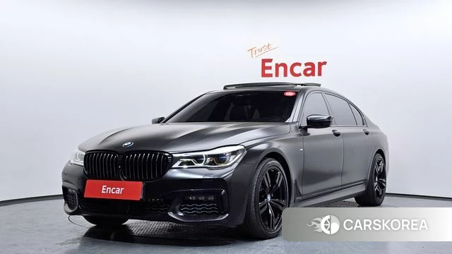 BMW 7 Series (G11) 2018 Черный из Кореи
