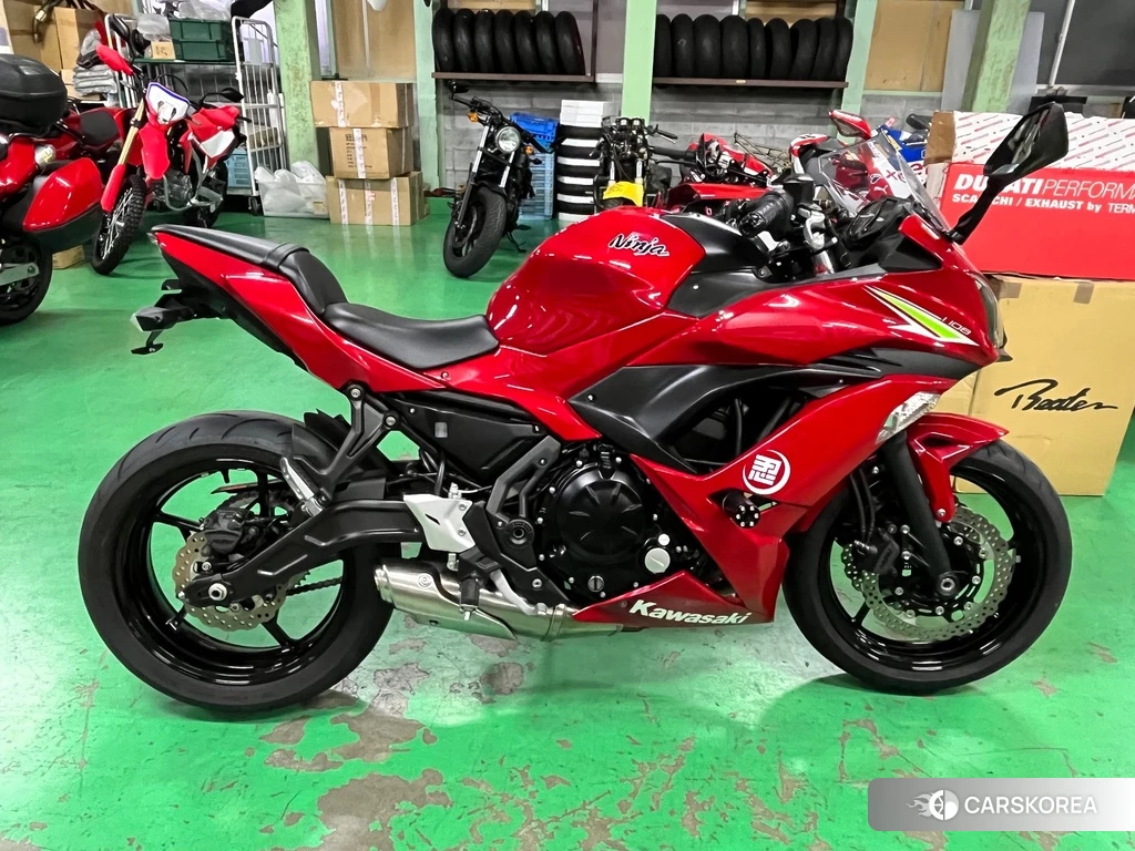 Проданный Kawasaki NINJA 650 ABS id 4171354 из Японии