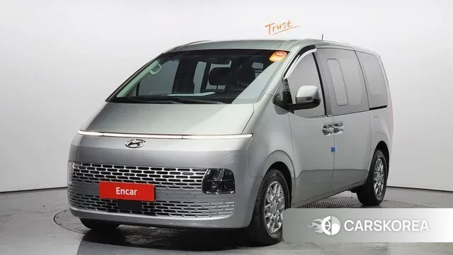 Hyundai Staria 2021 Серебряный из Кореи