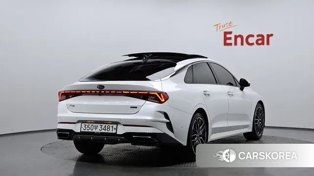 Kia K5 3rd generation 2020 Белый из Кореи