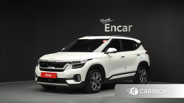 Kia Seltos 2022 Белый из Кореи