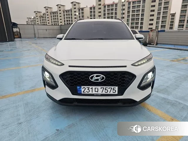 Hyundai Kona 2018 Белый из Кореи