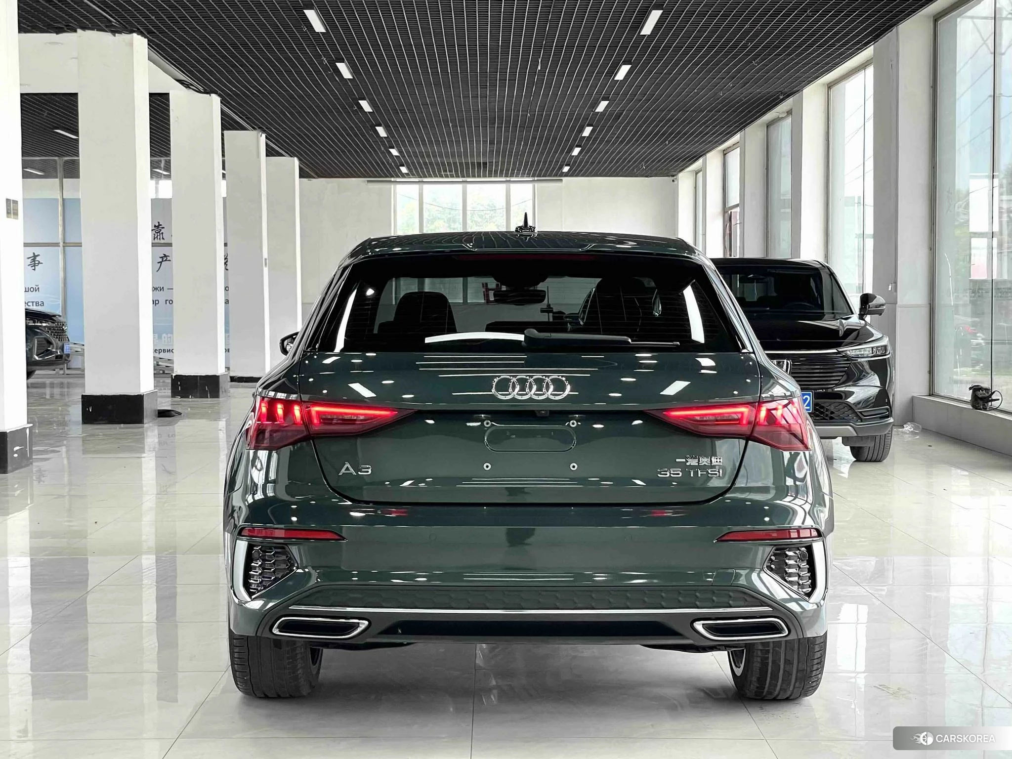 Audi A3 2023 Зеленый из Китая