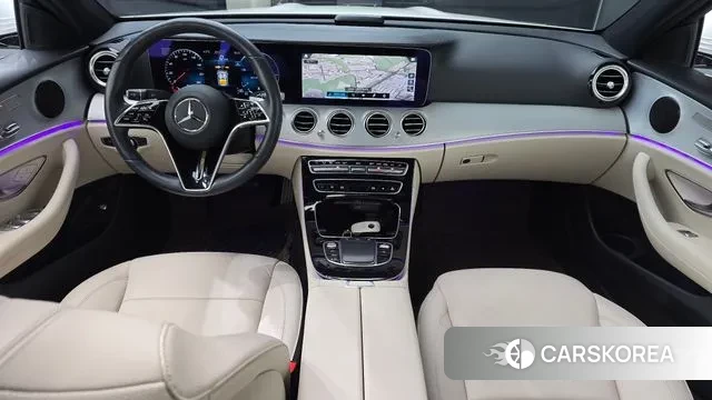 Mercedes-Benz E-Class W213 2021 Белый из Кореи