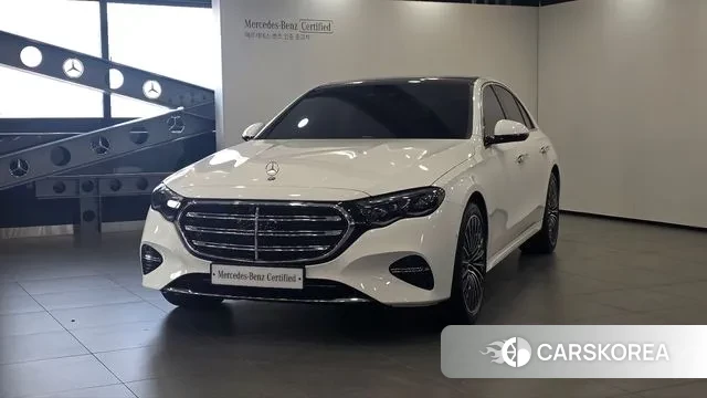 Mercedes-Benz E-Class W214 2025 Белый из Кореи