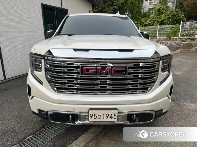 GMC Sierra 2023 Белый из Кореи
