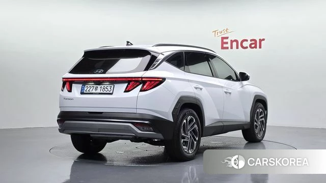 Hyundai The New Tucson Hybrid (NX4) 2024 Белый из Кореи