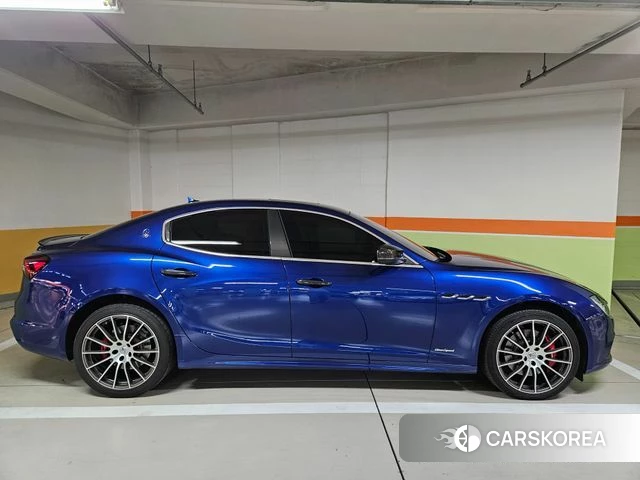 Maserati Ghibli 2018 Синий из Кореи