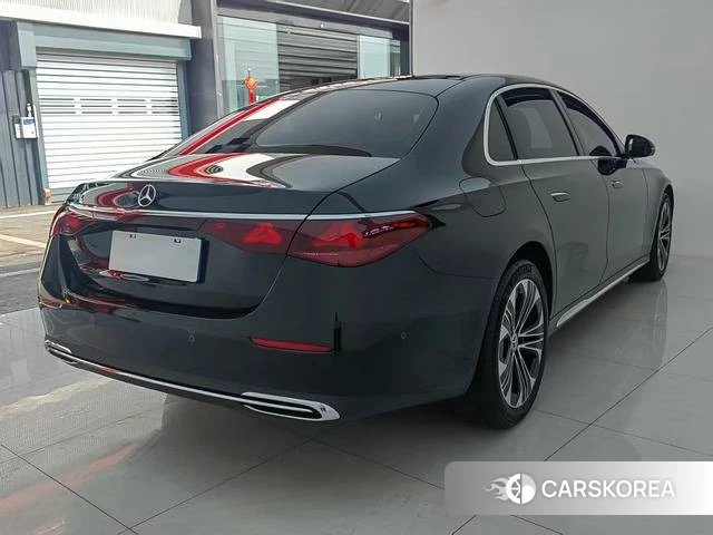Mercedes-Benz E-class 2026 Черный из Китая