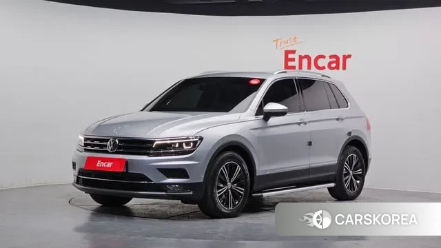 Volkswagen Tiguan second Generation 2020 Серебряный из Кореи