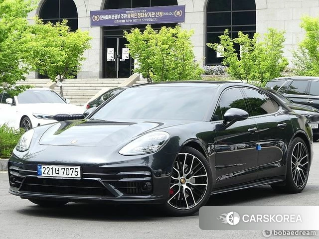 Porsche Panamera (971) 2023 Серый из Кореи