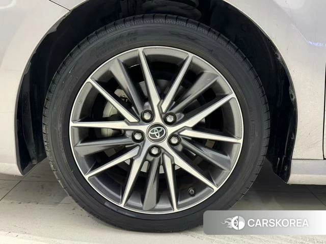 Toyota Camry 2021 Шампань из Китая