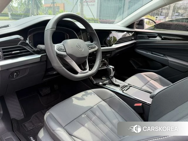 Volkswagen Passat 2025 Черный из Китая