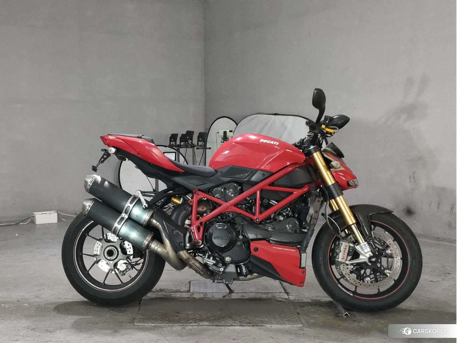 Проданный Ducati STREETFIGHTER 1098 S 2011 из Японии, фото 3