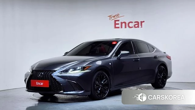 Lexus ES300h 7th generation 2022 Серый из Кореи